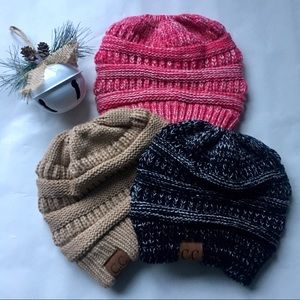 Ponytail / messy bun beanies